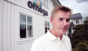 Petter Aalvik in front of Omega office in Ølensvåg